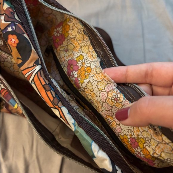 Vintage Rare TokiDoki LeSportsac Messenger Crossbody Bag Quality Condition - Picture 7 of 7